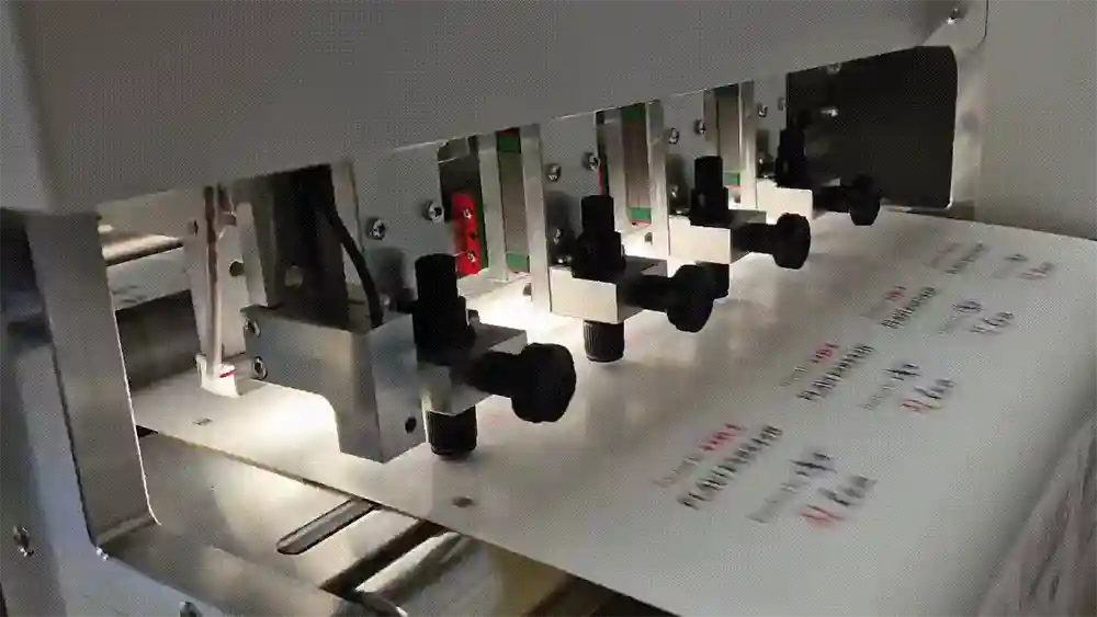 LEO multi-head plotter knife label cutting system in action